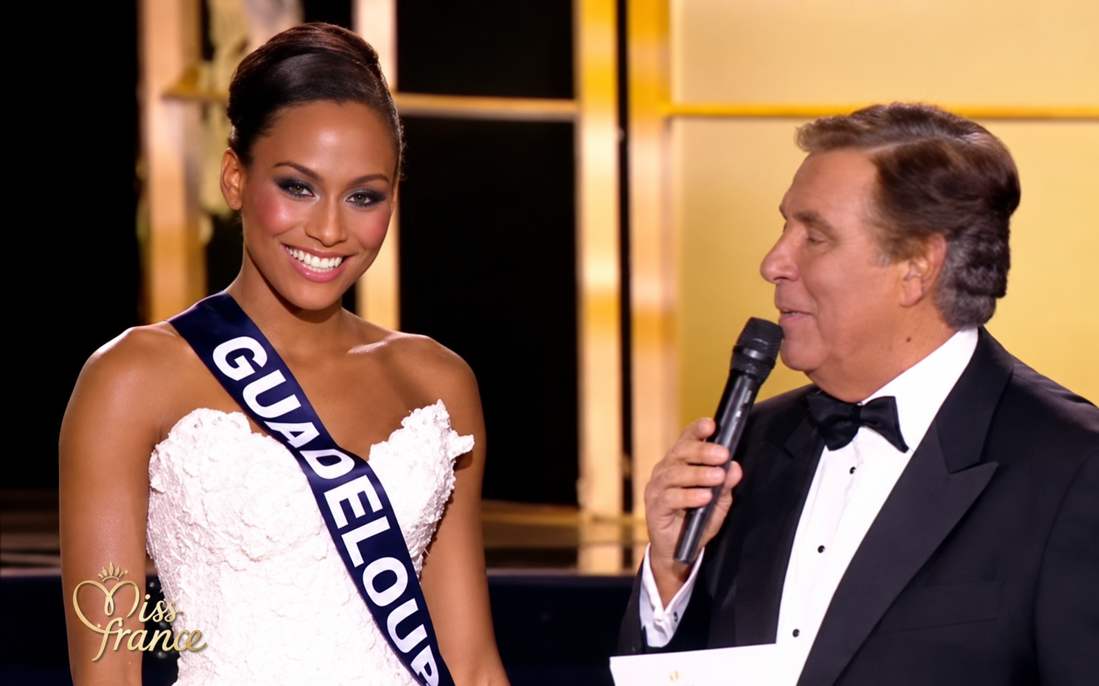 Morgane Thérésine, Miss Guadeloupe 2016, au micro de Jean-Pierre Foucault lors de l’élection Miss France 2017 à Montpellier.